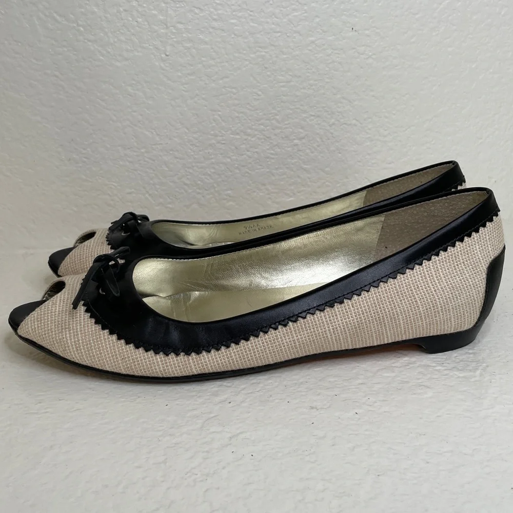 Talbots two-tone, peep-toe flats beige woven-texture body black leather size 9.5 - Picture 5 of 9